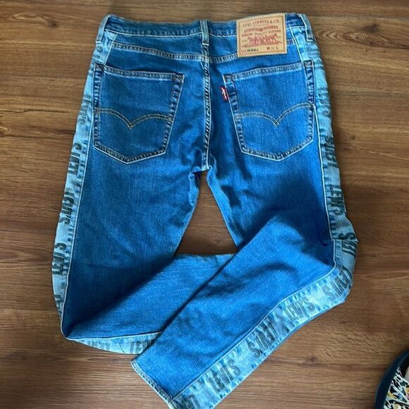 Levi’s Hi-Ball Roll Logo Stripe Jeans - Picture 6 of 9